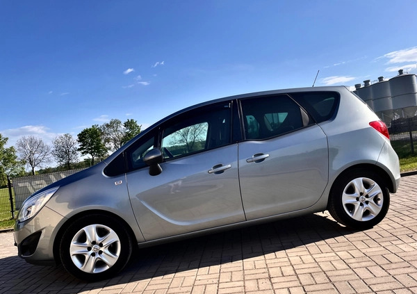 Opel Meriva cena 18999 przebieg: 212000, rok produkcji 2011 z Legnica małe 137